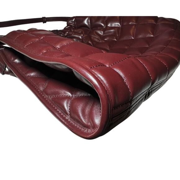 GUCCI Deco Medium Bordeaux Burgundy Quilted Leather Hobo Tote Chain Shoulder Bag - Picture 6 of 12